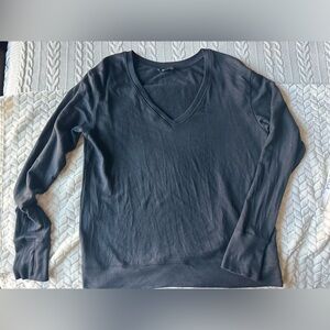 🪐Athleta Black Sunrise V-Neck Long Sleeve Sweatshirt Size Large